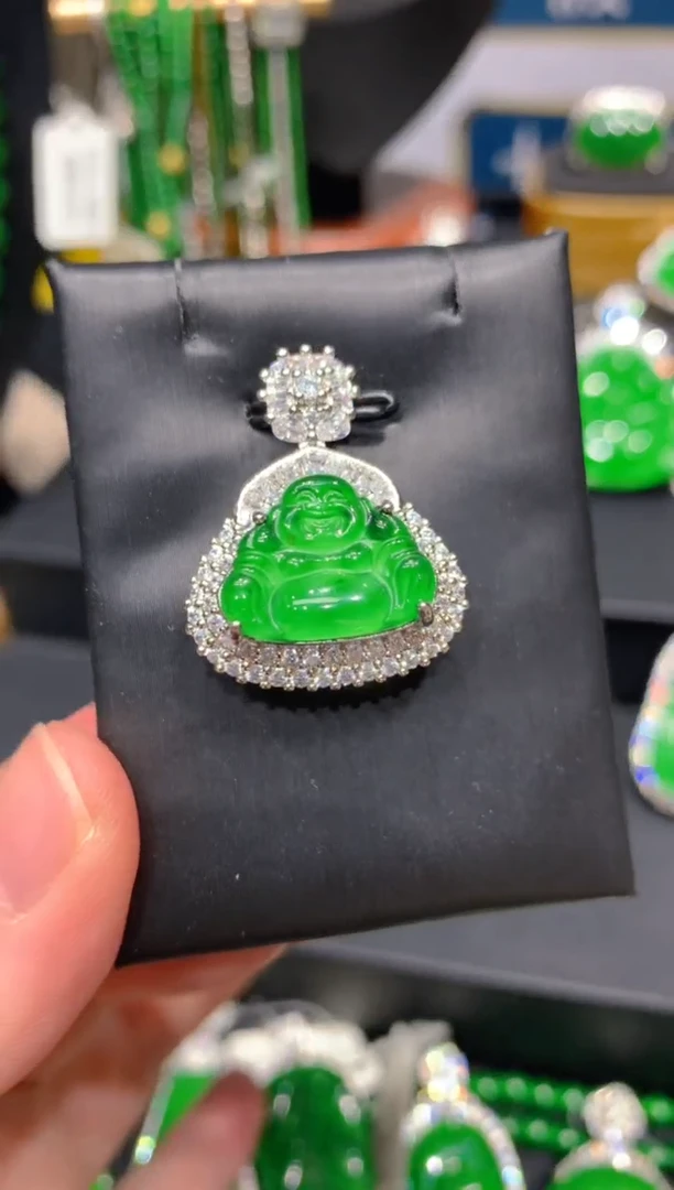 颈饰未镶嵌翡翠1一季