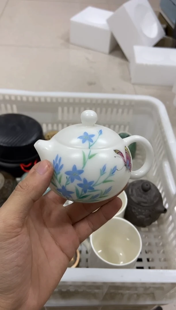 无运费险有瑕疵的摄影的产品有使用过的痕迹有点脏介意勿拍