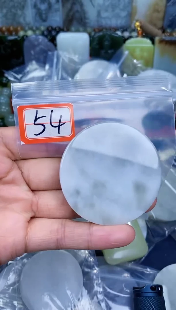 颈饰未镶嵌和田玉和田玉