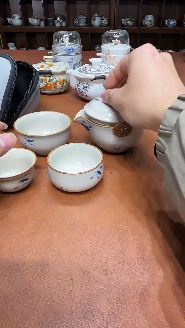 高雅艺术瓷简单清
