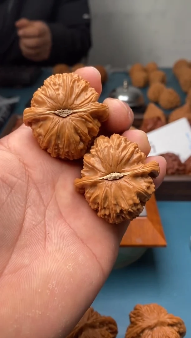 吊坠文玩核桃白狮子650