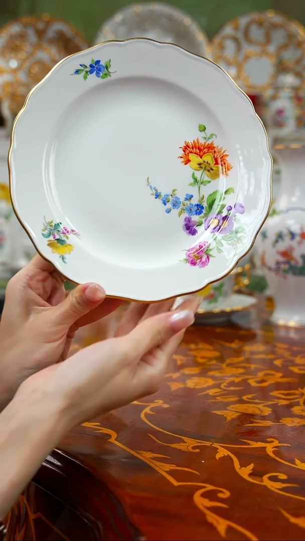 骨瓷米多家中古瓷器如图所示134