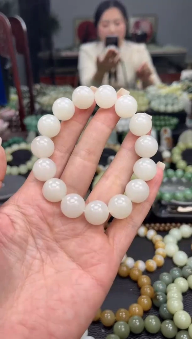 【闪购商品】和田玉手串未镶嵌冰白玉卡14
