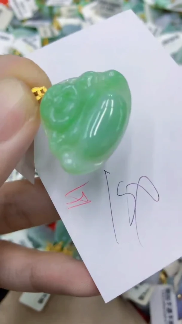 颈饰18K金镶嵌翡翠11111111111