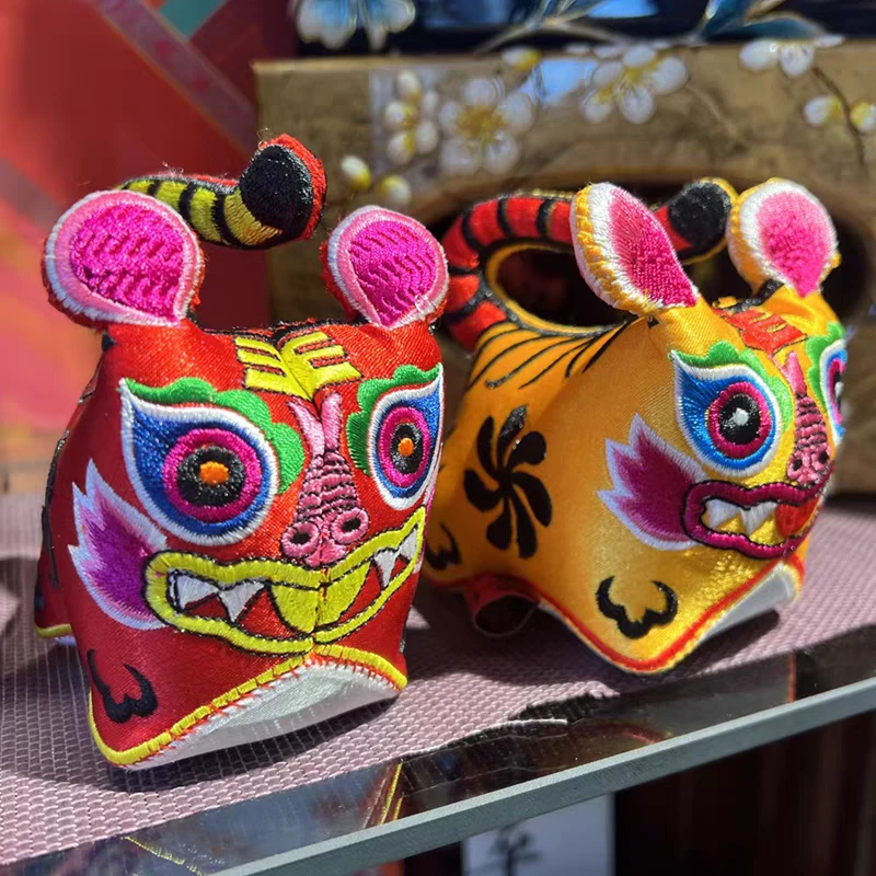 山西文创手工刺绣小小号九色长治虎黎侯虎民间工艺品山西文创