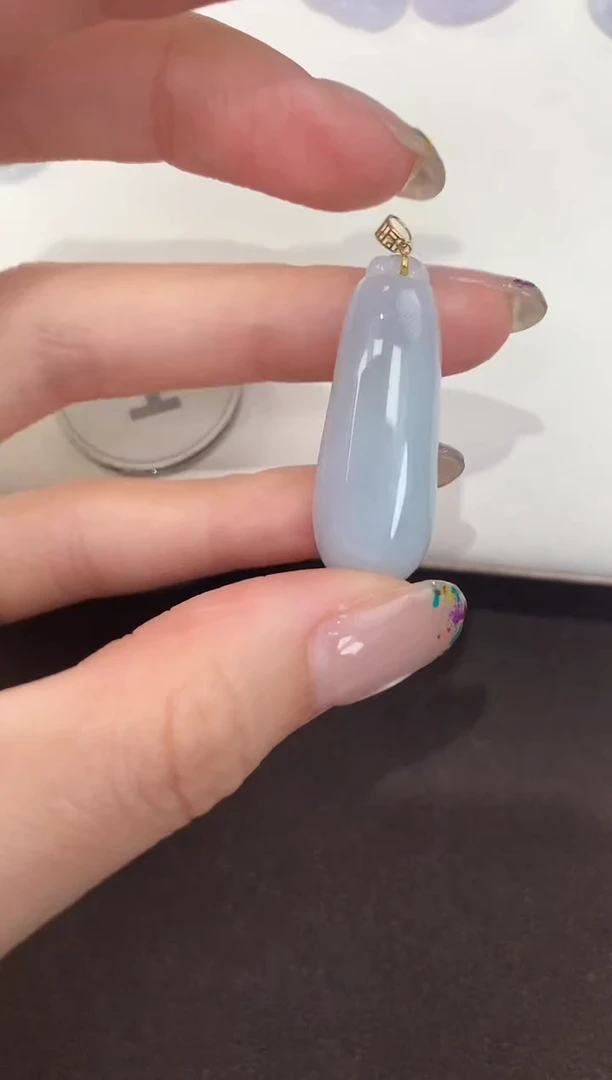 颈饰18K金镶嵌翡翠天然缅甸A货翡翠