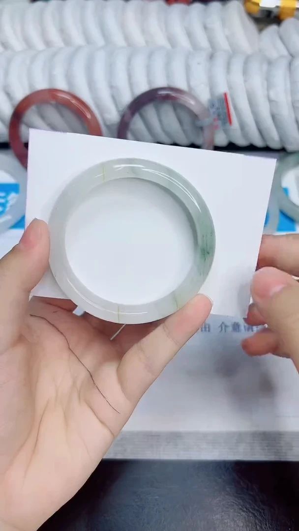 未镶嵌手镯石英质玉45/58