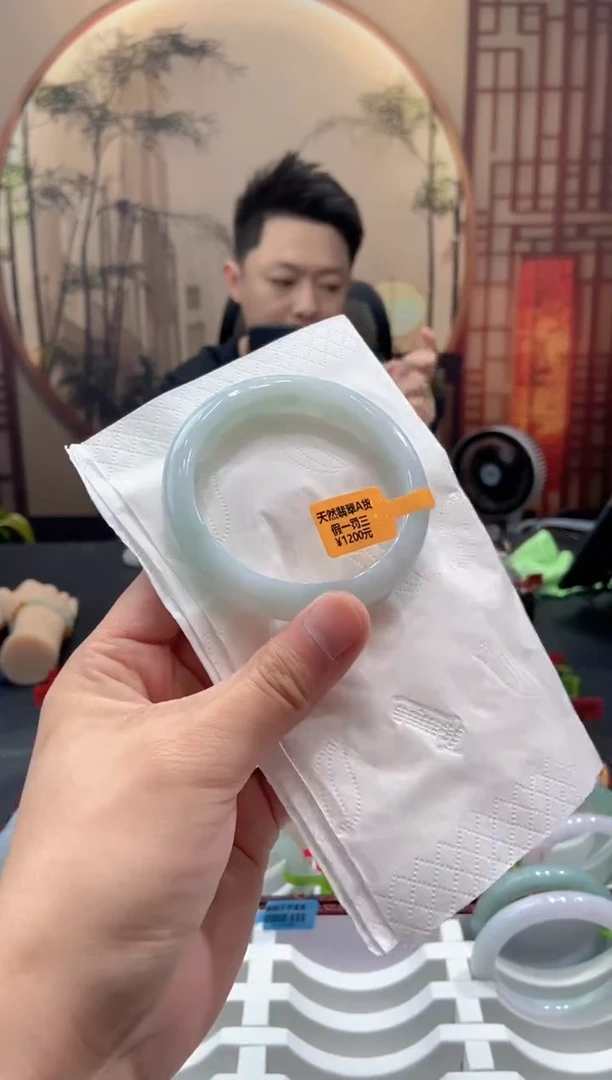未镶嵌手镯翡翠000056603