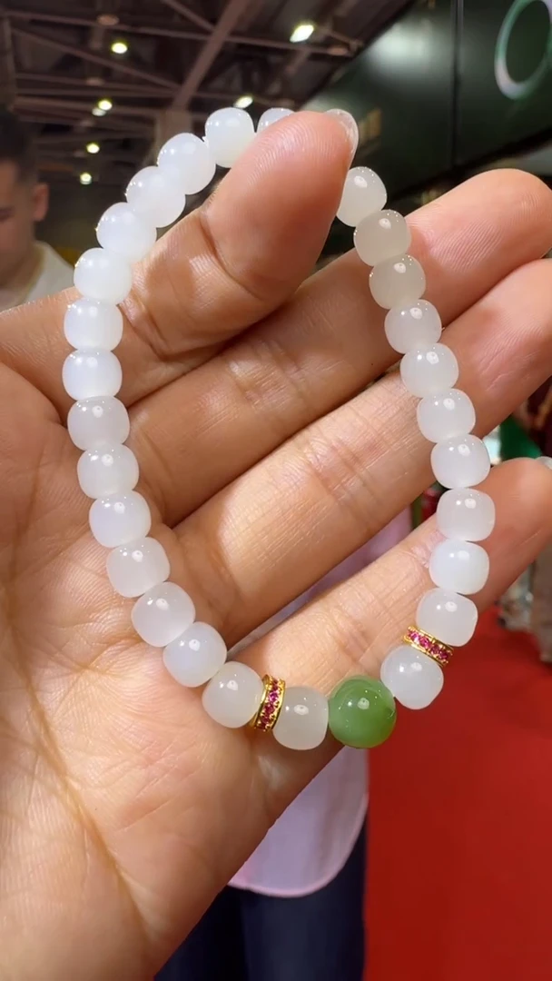 手链未镶嵌和田玉杭州珠宝展假一罚十