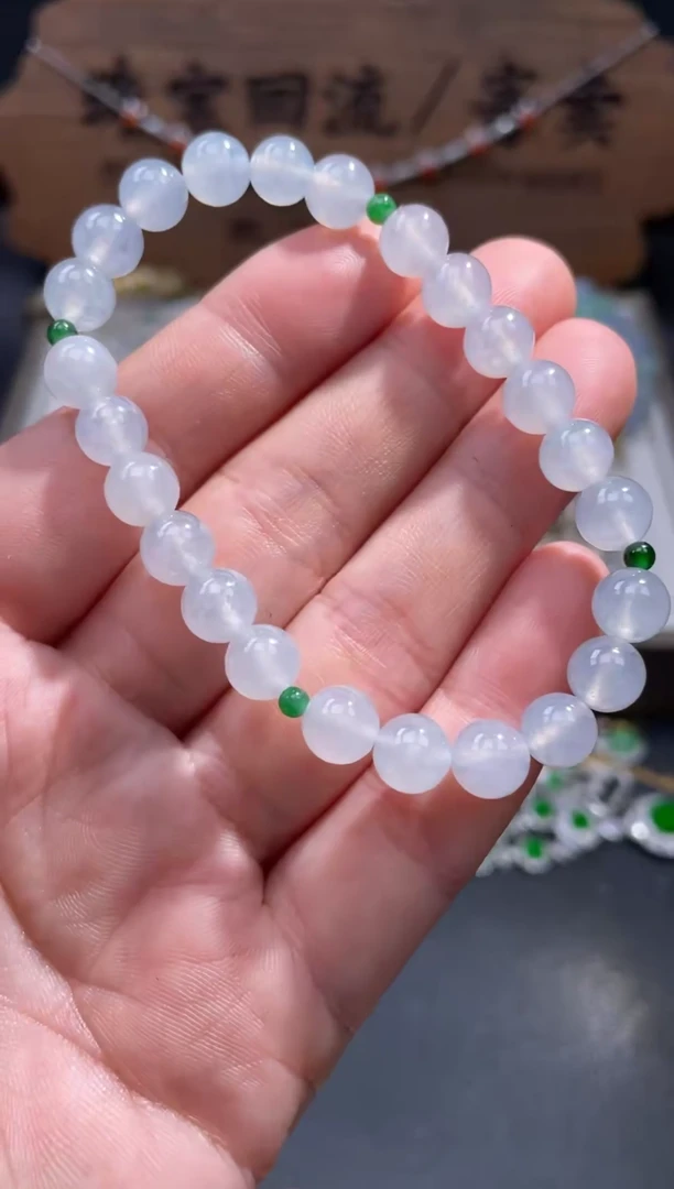 【闪购商品】翡翠手串未镶嵌31...........