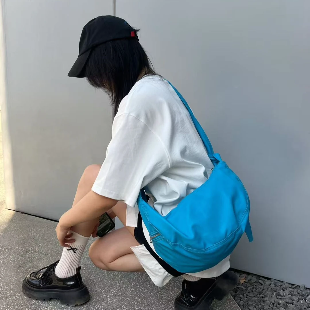 307-332旅行斜跨包潮时尚新潮运动包单肩斜挎包复古休闲