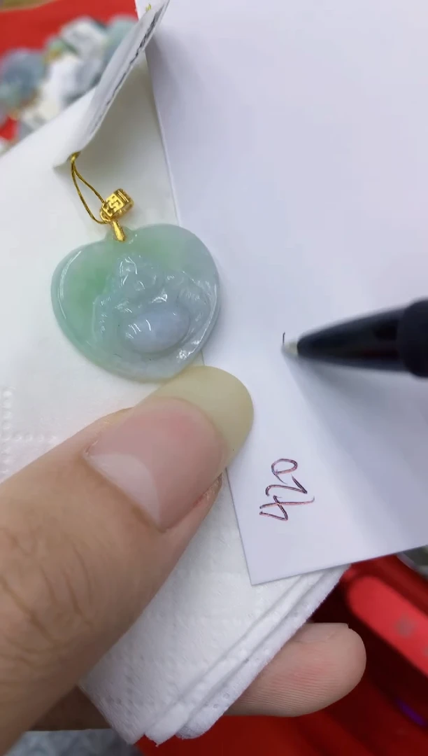 翡翠未镶嵌颈饰111111111111