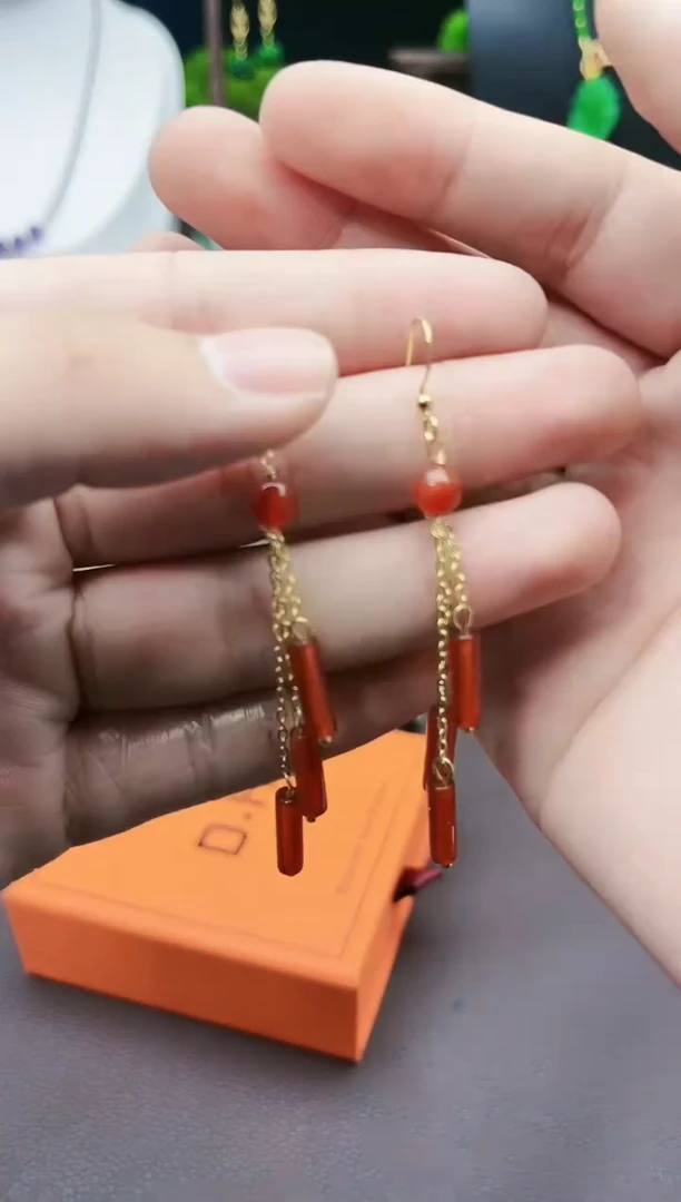 【闪购商品】南红玛瑙耳饰银S925镶嵌704000