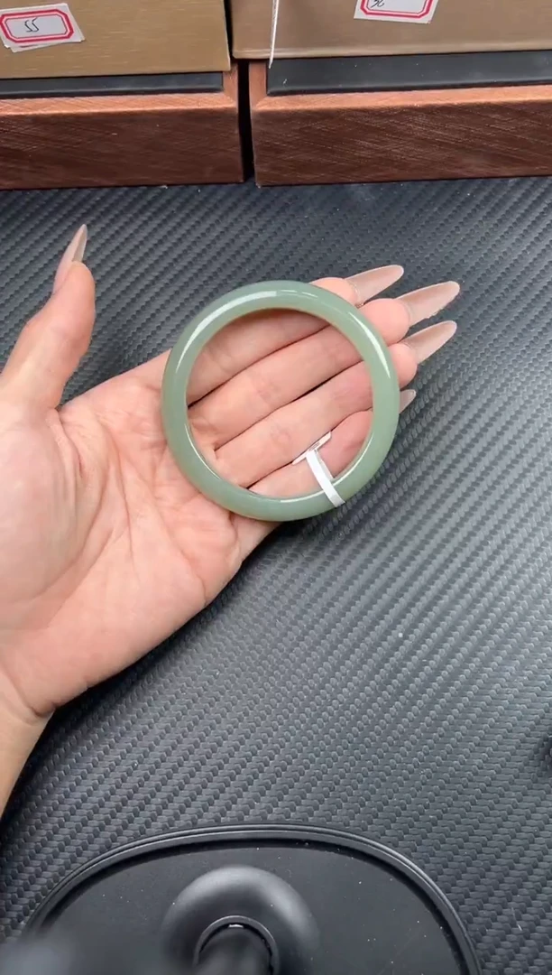 未镶嵌手镯和田玉且末近矿微色差56JMK