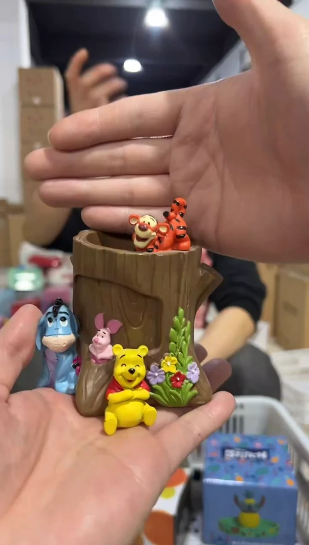【闪购商品】杯树脂维尼树桩笔筒A