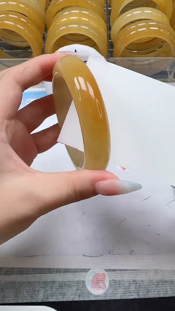 未镶嵌手镯石英质玉158