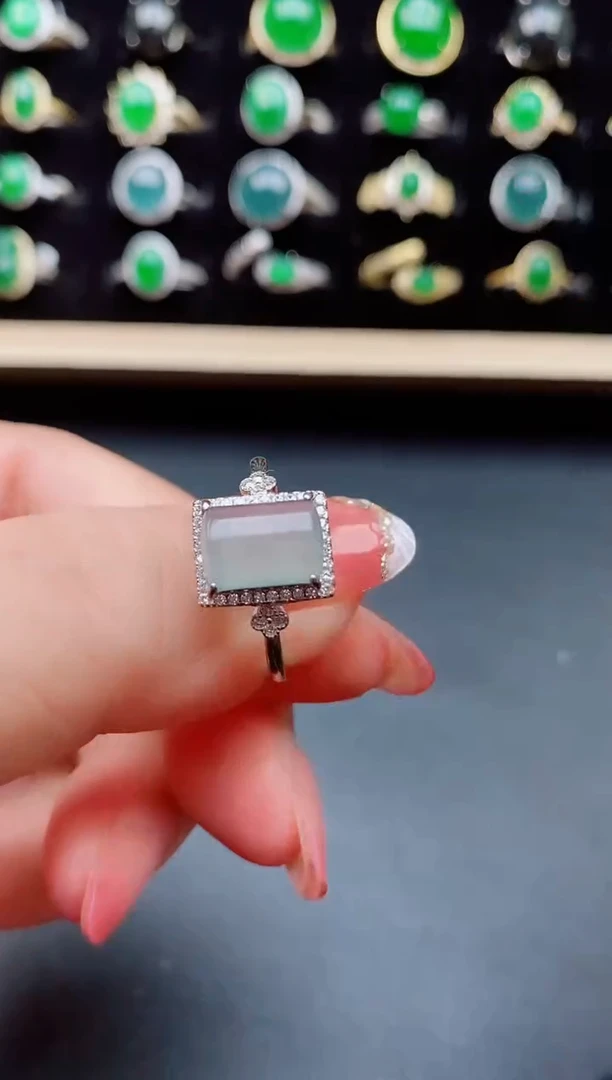 【闪购商品】翡翠戒指银S925镶嵌21212