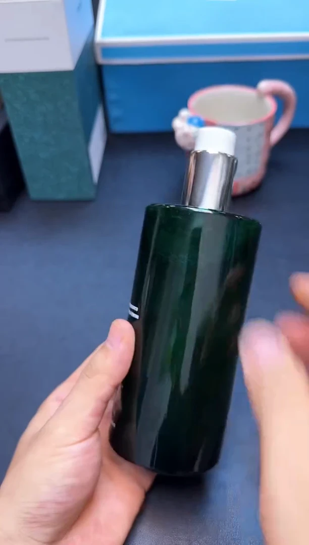 瓷片全新正品一件不留@@WE698