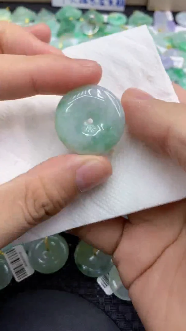 颈饰未镶嵌翡翠天然缅甸A货翡翠
