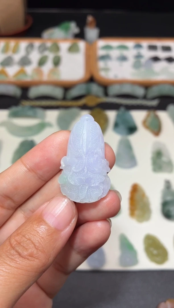 定制翡翠未镶嵌白菜