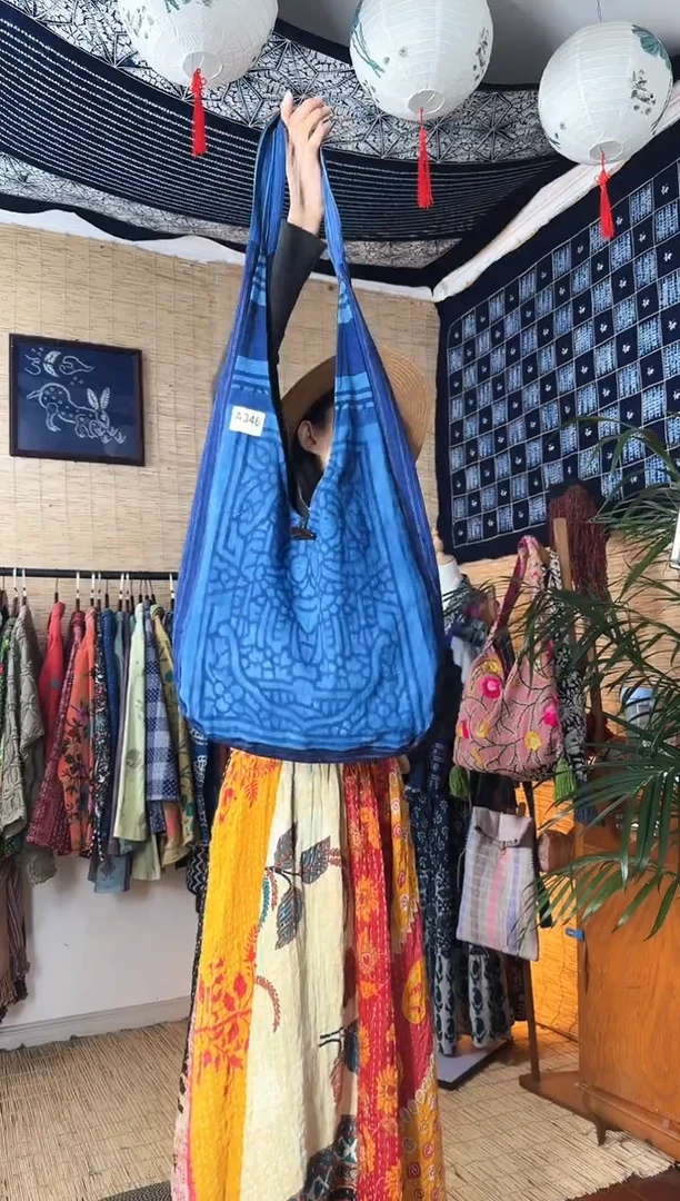 【闪购商品】设计师款蓝章纹包包