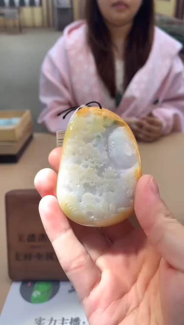 未镶嵌定制翡翠翡翠挂件 多样性发一件