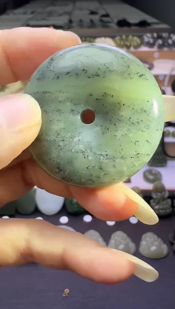 颈饰未镶嵌和田玉77号链接（大大）包容