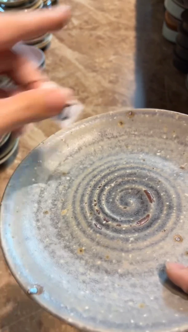 瓷片王**～230微瑕套内灰刷釉盘