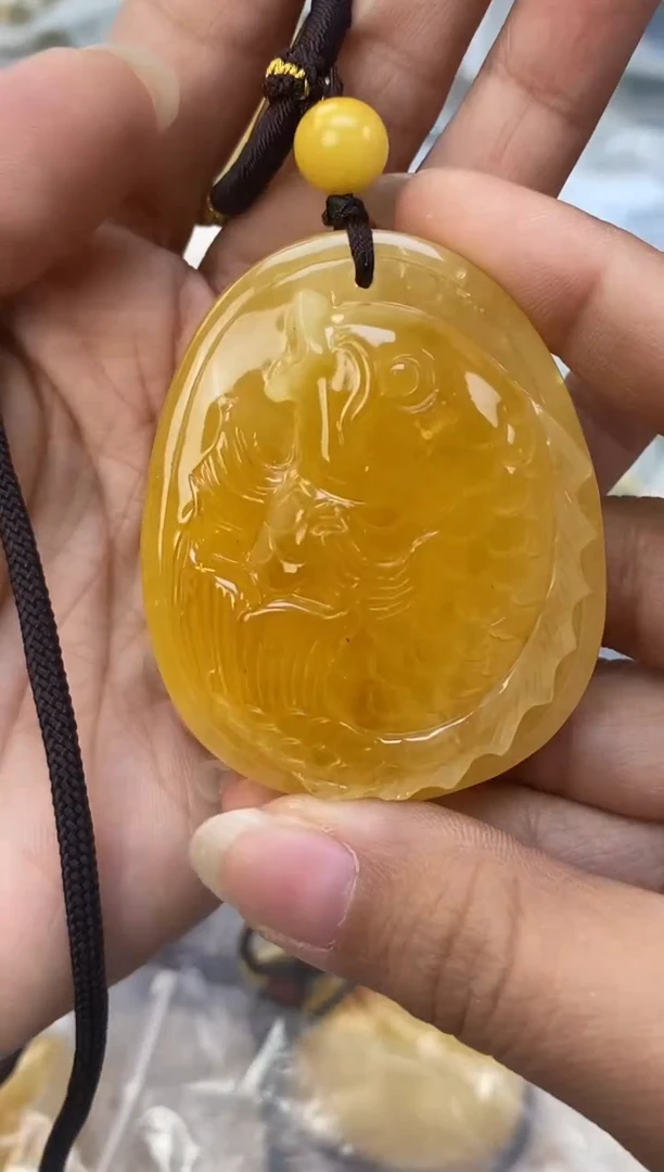 未镶嵌琥珀裸石天然琥珀蜜蜡