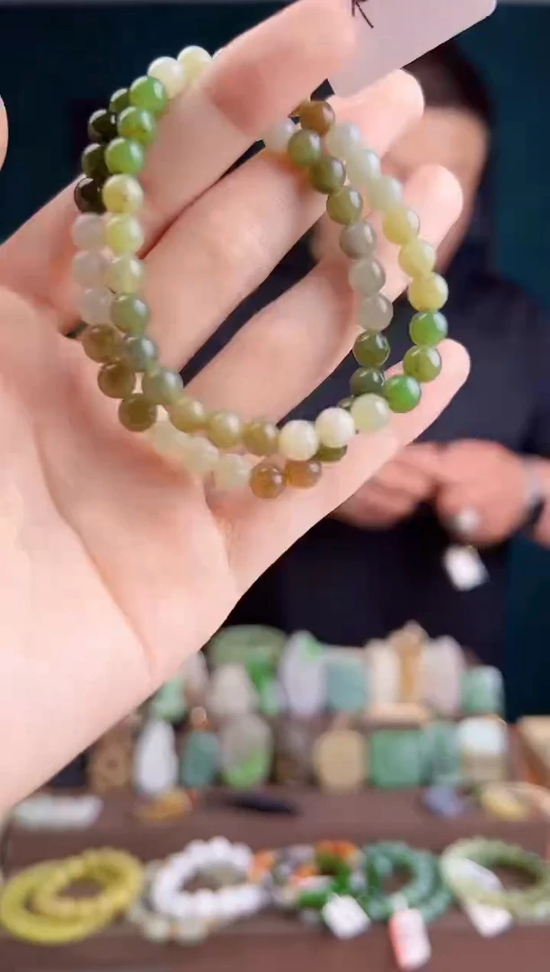 和田玉未镶嵌颈饰多样性发货 拍一单发一个