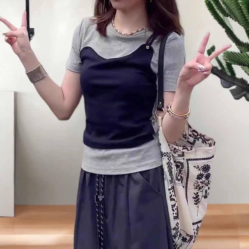 修身显瘦小众辣妹上衣潮夏季胖MM大码女装韩系假两件正肩短袖T恤