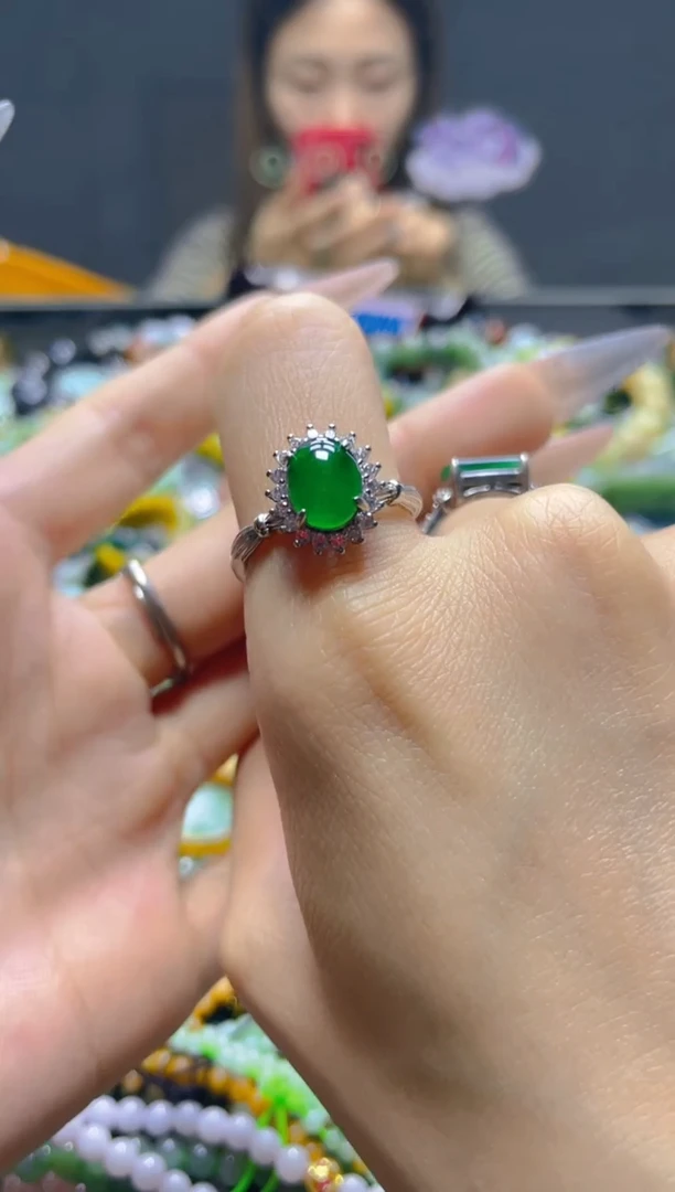 颈饰未镶嵌翡翠/J/翡翠A货，一件也是批发价