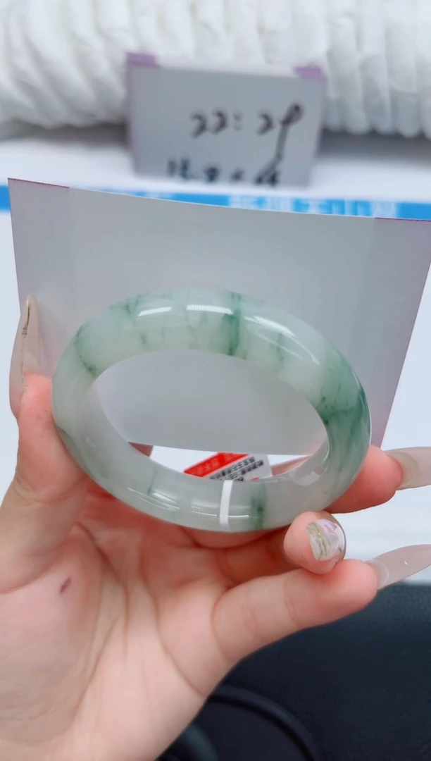 未镶嵌手镯石英质玉246-52/53