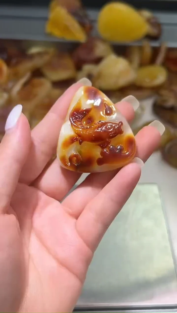 裸石琥珀未镶嵌琥珀蜜蜡吊坠