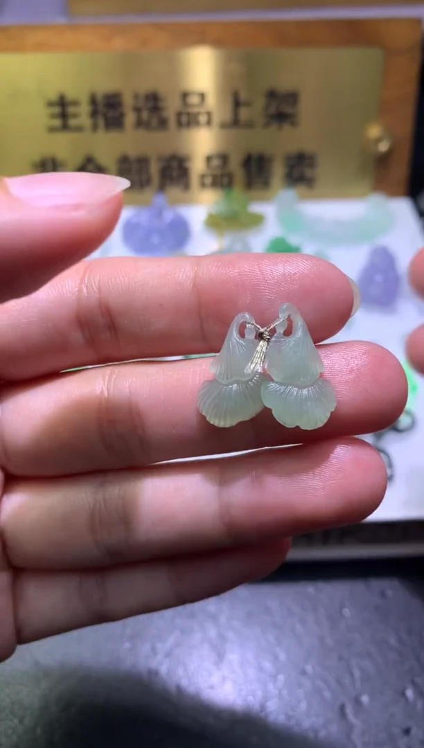 未镶嵌定制翡翠毛货