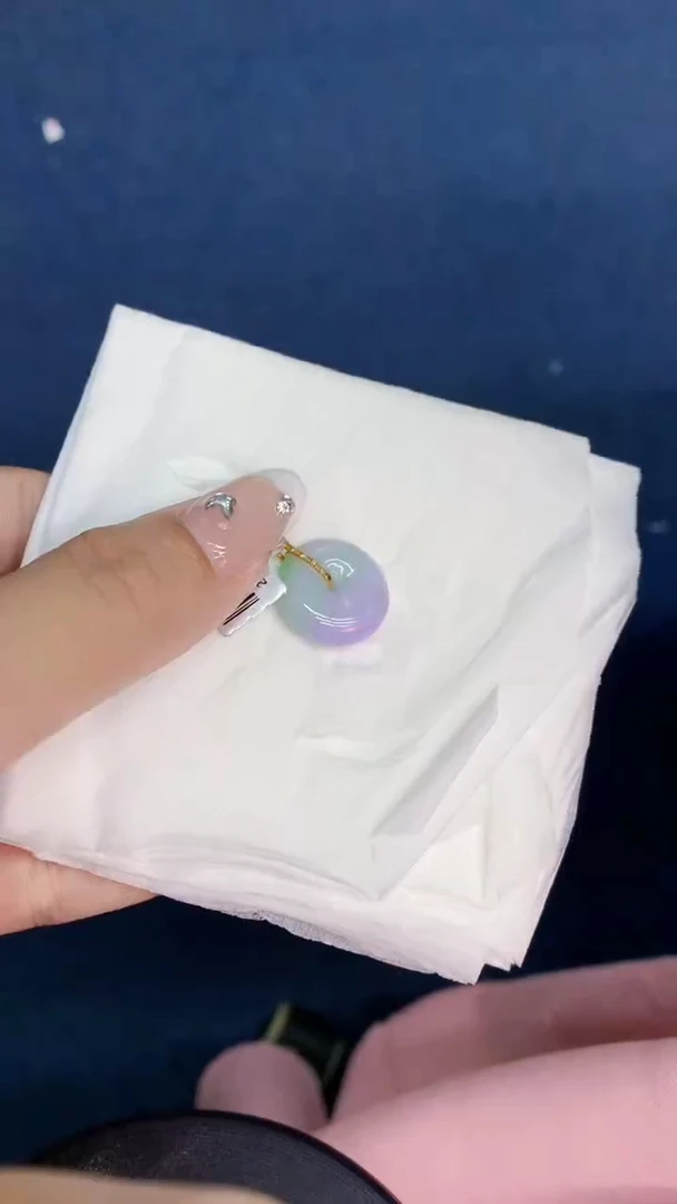 翡翠18K金镶嵌吊坠(不含链)1