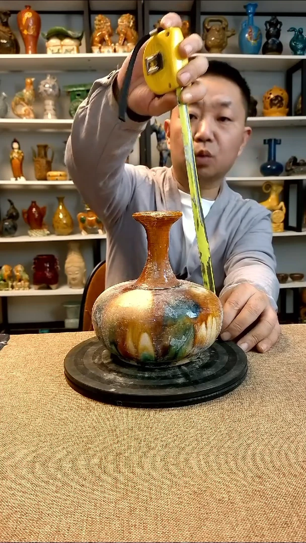 经典精美复古风格瓷器
