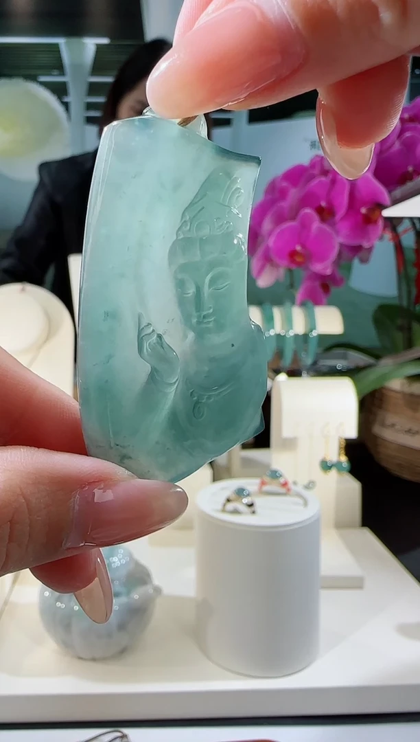 【闪购商品】翡翠吊坠(不含链)未镶嵌观音