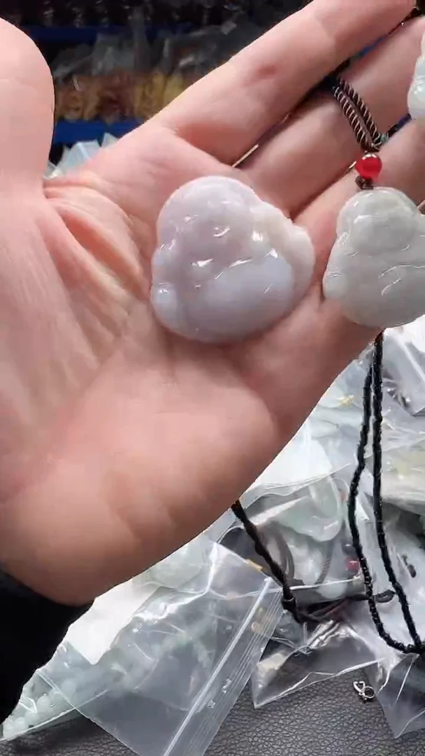 翡翠未镶嵌颈饰009