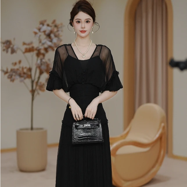 【现货】气质优雅轻奢显瘦泡泡袖收腰连衣裙