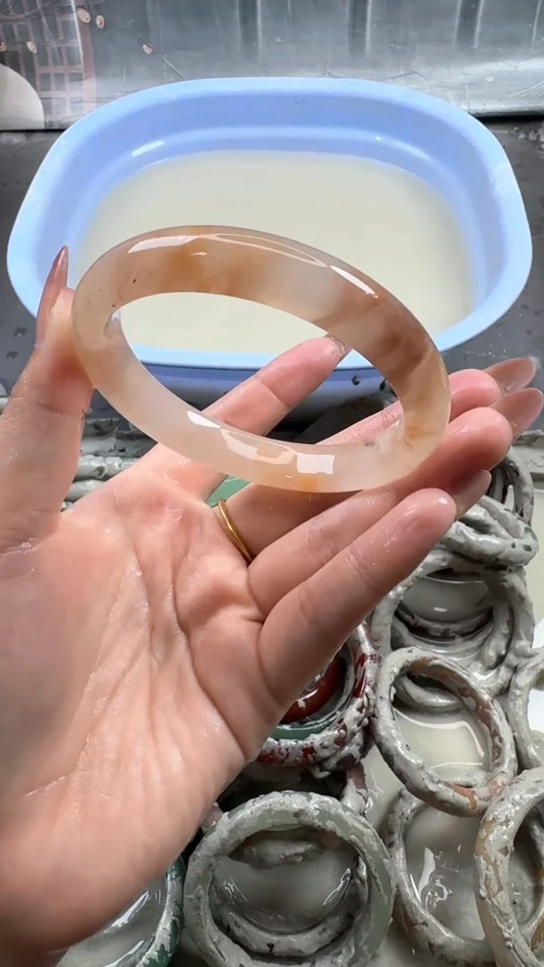 未镶嵌手镯石英质玉17 6364