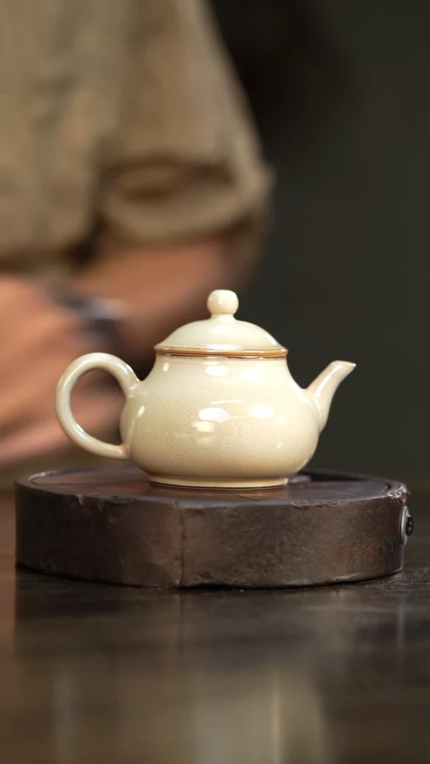 6柴房陶瓷柴烧壶，因柴烧特性，每只都略有不同~