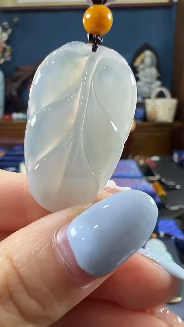 翡翠未镶嵌吊坠(不含链)叶子
