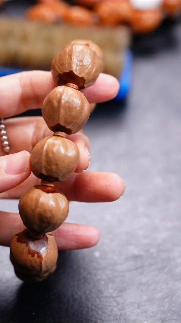 【闪购商品】橄榄核吊坠橄榄核