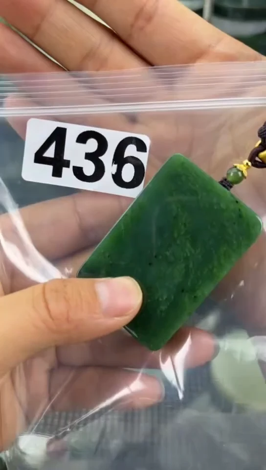 和田玉未镶嵌珠宝半成品牌子