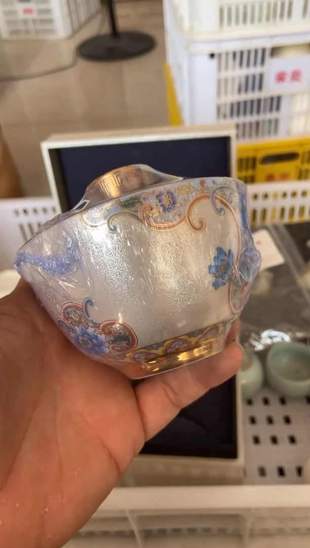无运费险有瑕疵的摄影的产品有使用过的痕迹有点脏介意勿拍