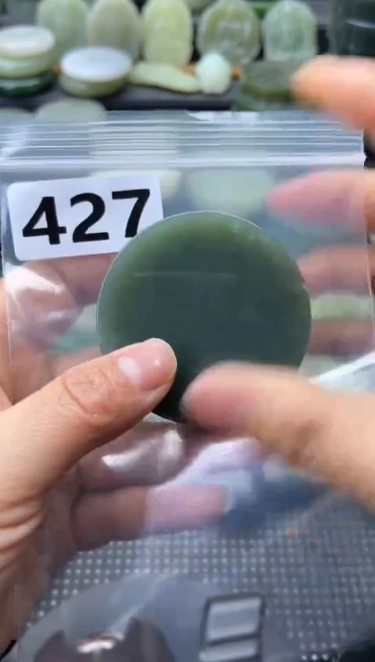 未镶嵌和田玉珠宝半成品镯芯