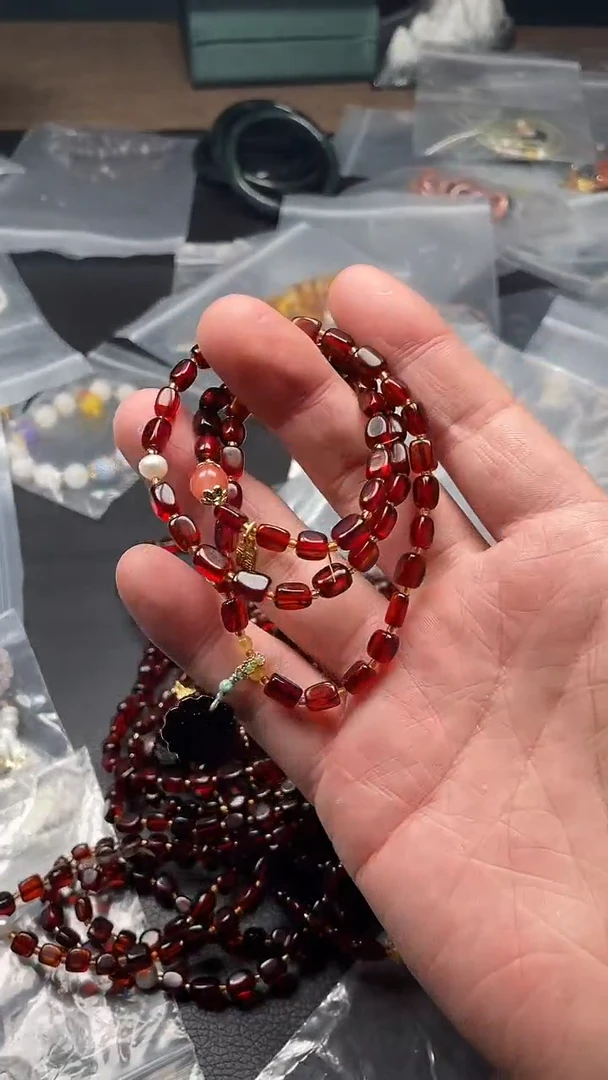未镶嵌血珀手链多样性发货拍一发一