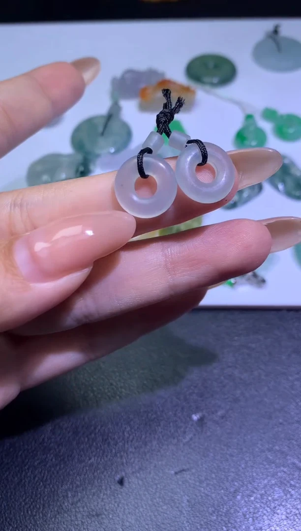 未镶嵌定制翡翠毛货