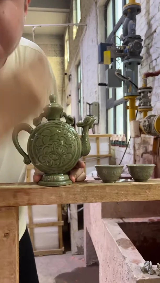 微瑕耀州四绝凤鸣壶+莲纹小杯2